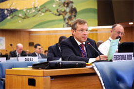 Councillor from the Russian Federation speaks at the ITU Council 2009 - Source:  ITU / V. Martin (Compulsory)