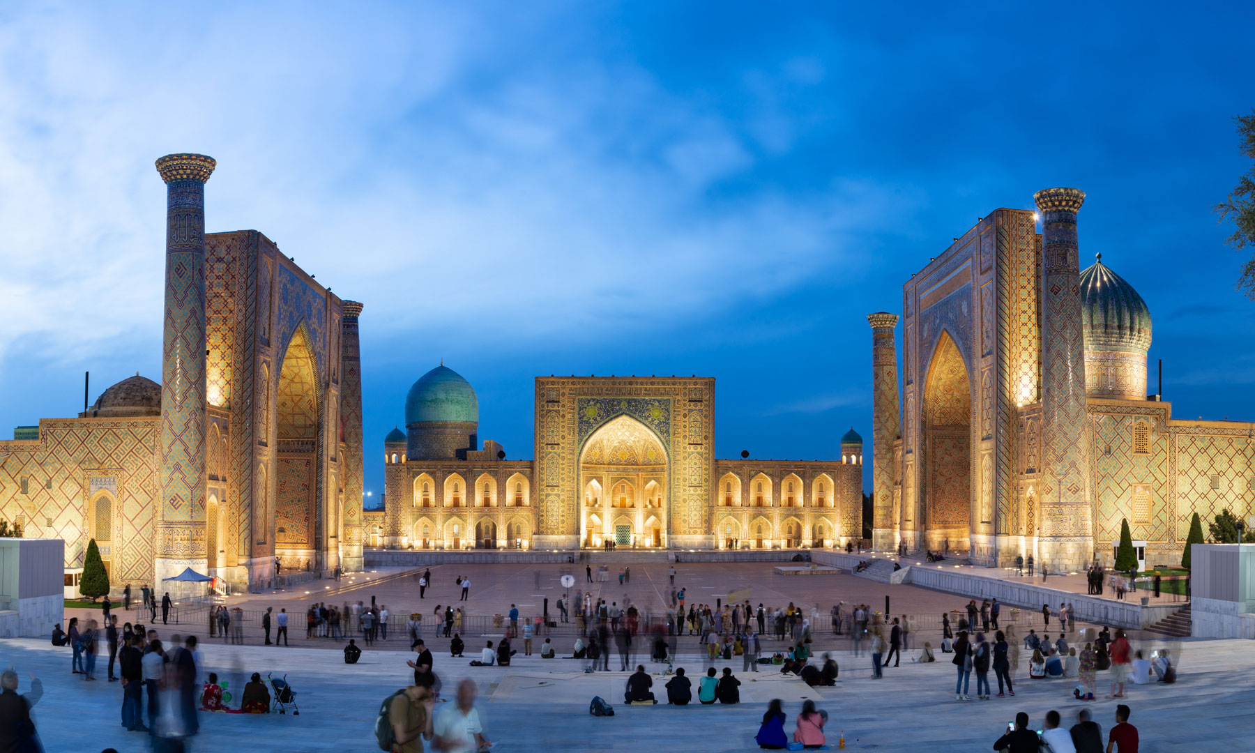 samarkand-uzbekistan-top-things-to-see-registan-night-header-4.jpg