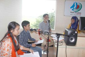 English Language Learning through Community Radio